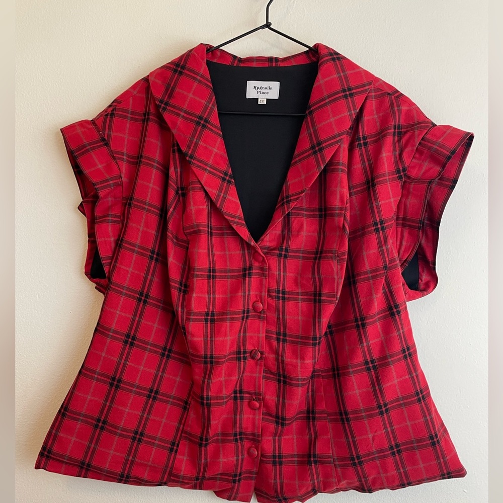 Magnolia Place by Unique Vintage, size 4XL red & black plaid top